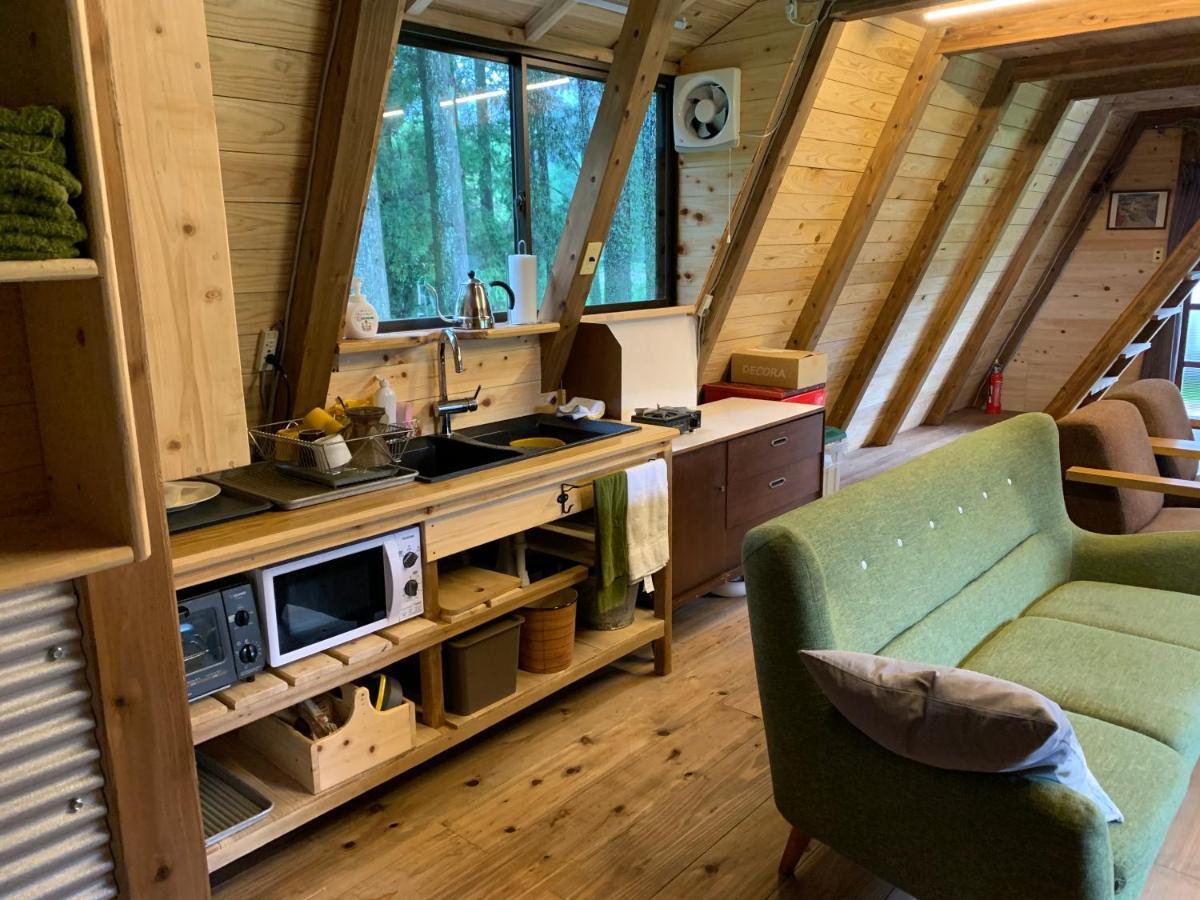 Guesthouse Coco Garage Kirishima Exteriör bild
