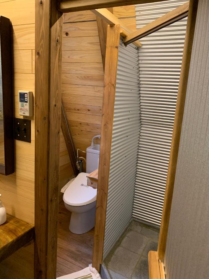 Guesthouse Coco Garage Kirishima Exteriör bild
