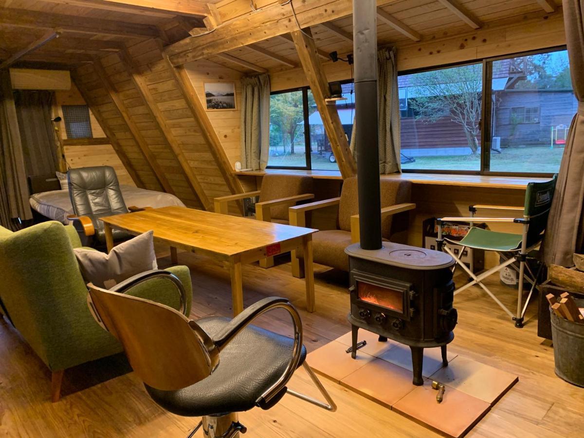 Guesthouse Coco Garage Kirishima Exteriör bild