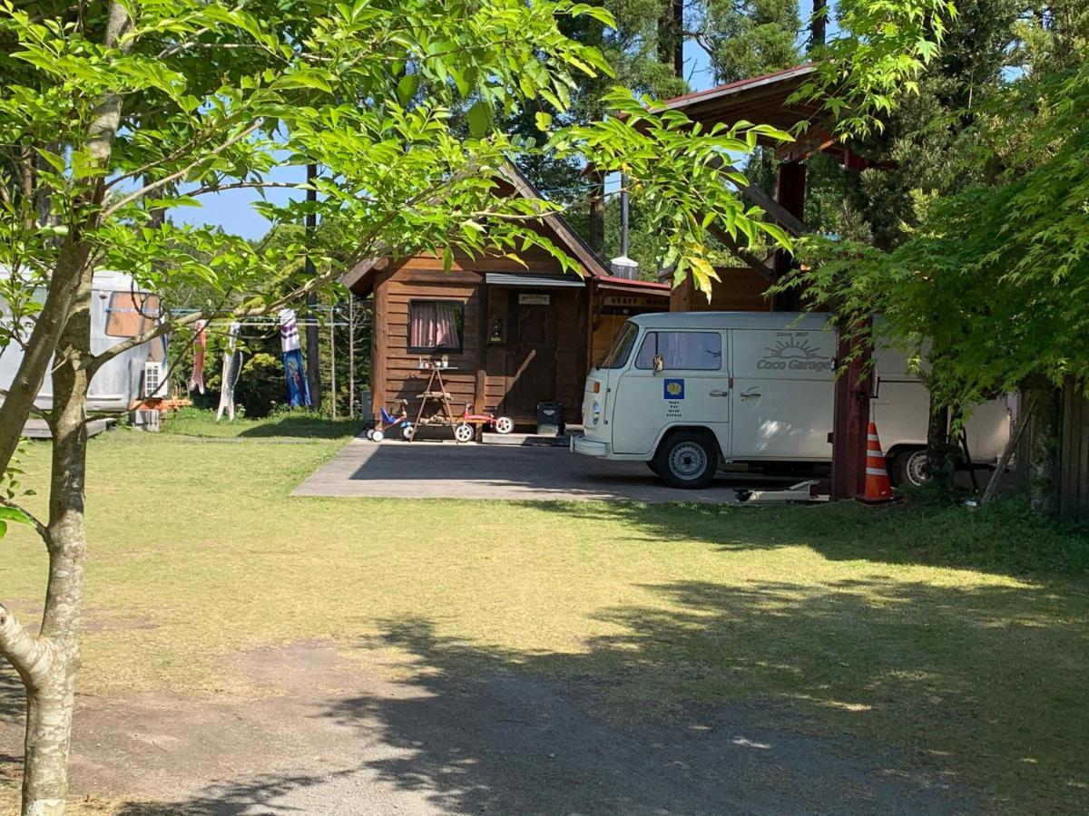 Guesthouse Coco Garage Kirishima Exteriör bild
