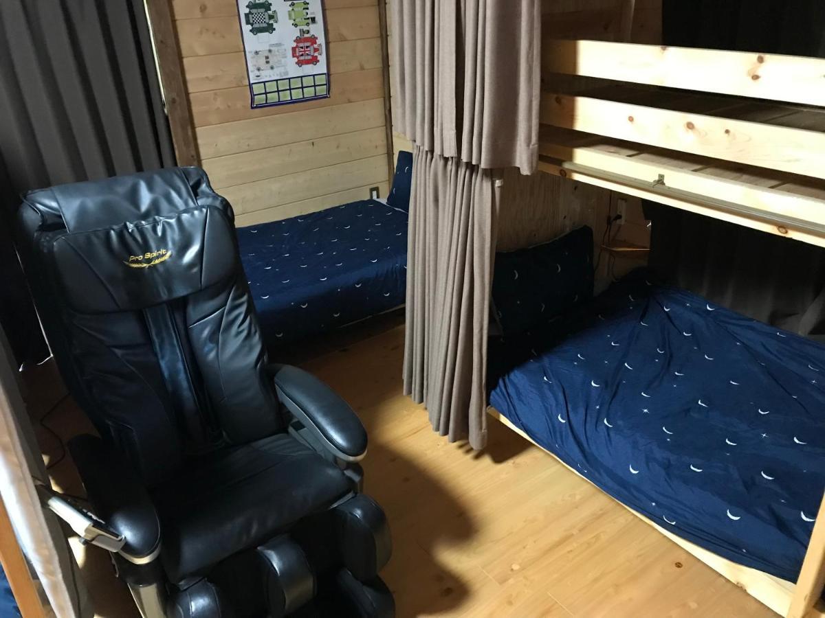 Guesthouse Coco Garage Kirishima Exteriör bild