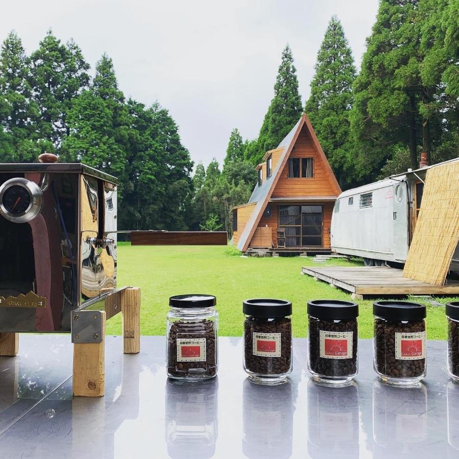Guesthouse Coco Garage Kirishima Exteriör bild