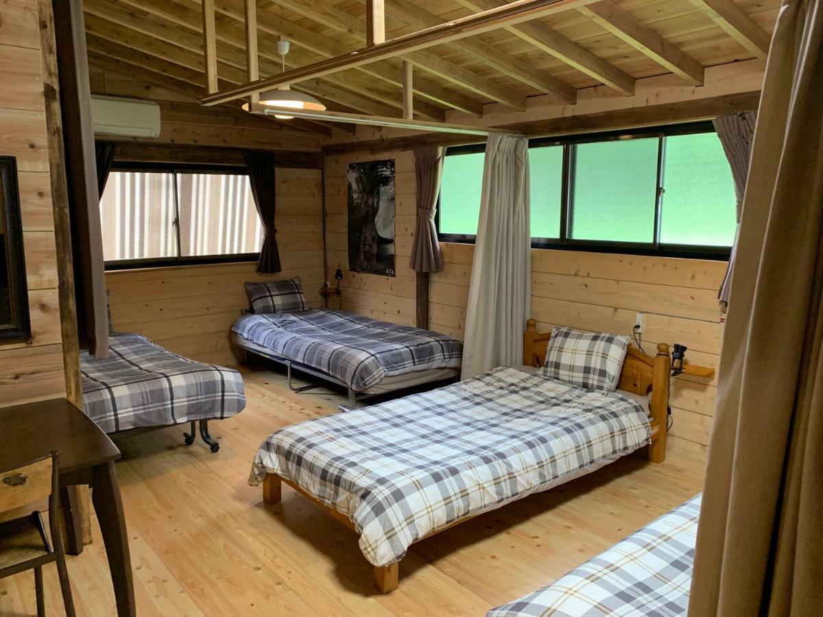 Guesthouse Coco Garage Kirishima Exteriör bild